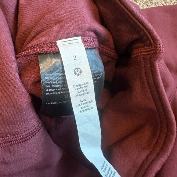 Lululemon Wunder Lounge Super High-Rise Tight 28" Red Merlot Leggings Size 2 - Picture 13 of 13